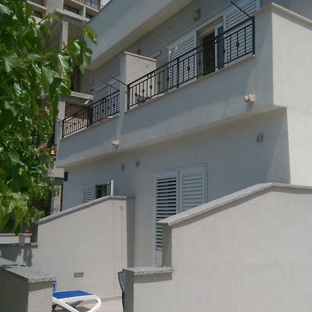 Apartmani Dina マカルスカ エクステリア 写真
